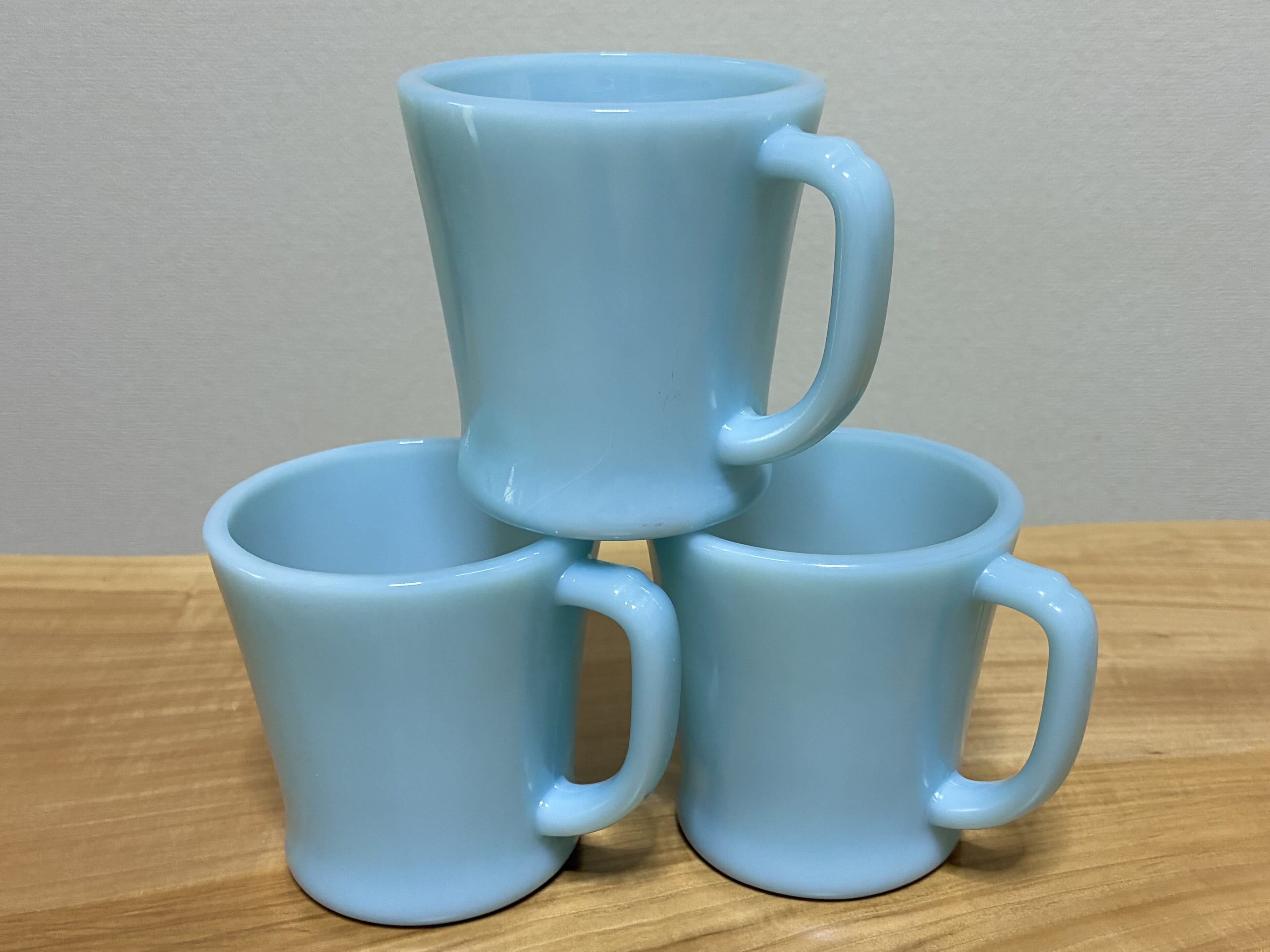 Fire-King Turquoise D-handle | 50代会社員、これからの10年。